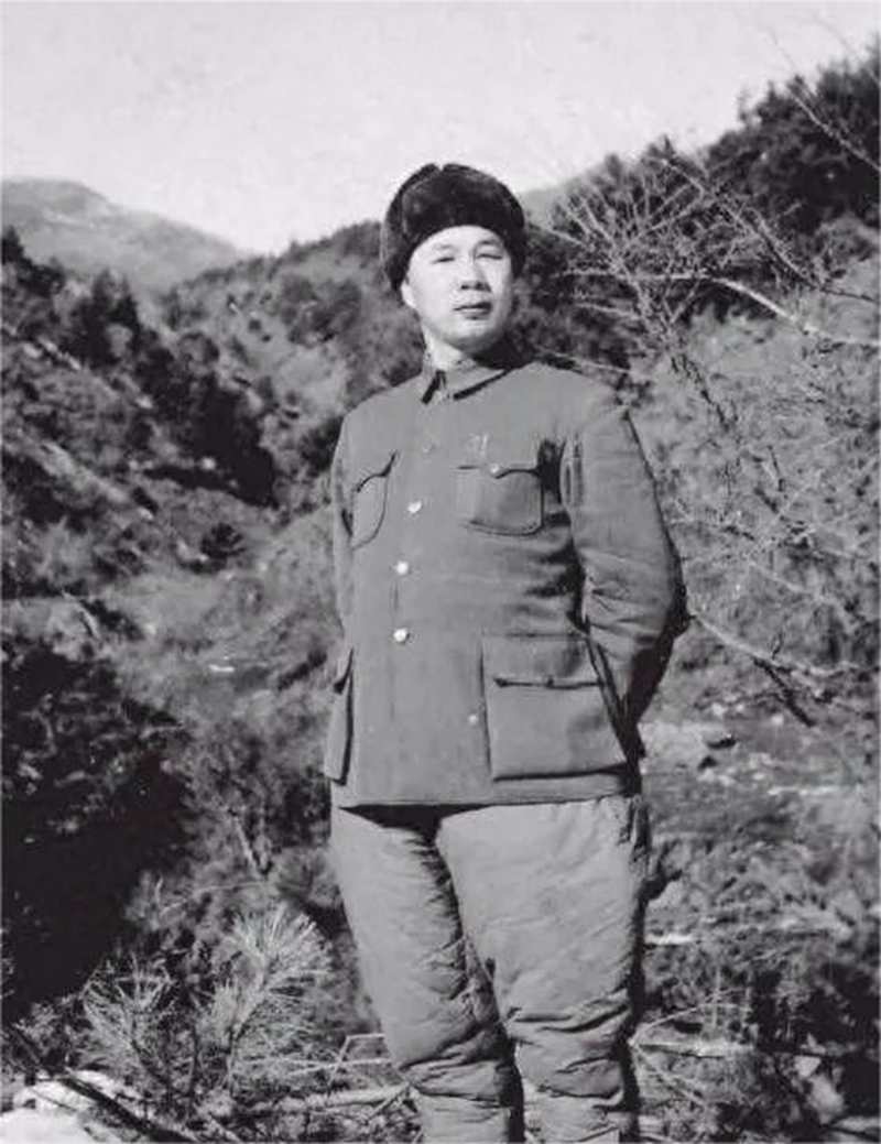 杨上堃.jpg